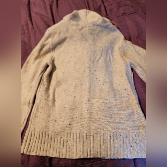 Hooded Zipper Sweater - Picture 2 of 4